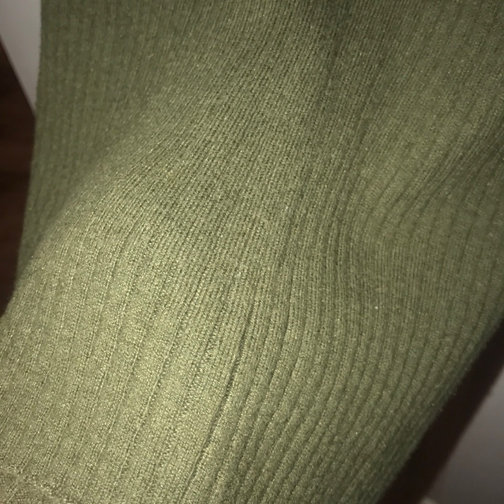 Long Sleeve Ribbed Shirt - Picture 4 of 4